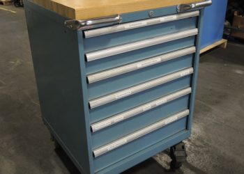 Aukcija Vintage Toolbox pomaže tornado žrtvama