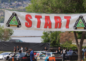 Bez gume pošteđenih na 66. godišnjem usponu na Knox Mountain Hill