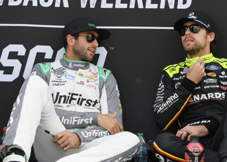 Dobre i loše vijesti za NASCAR timove pred vikend Texas Cup Dobre i loše vijesti za NASCAR timove pred vikend Texas Cup