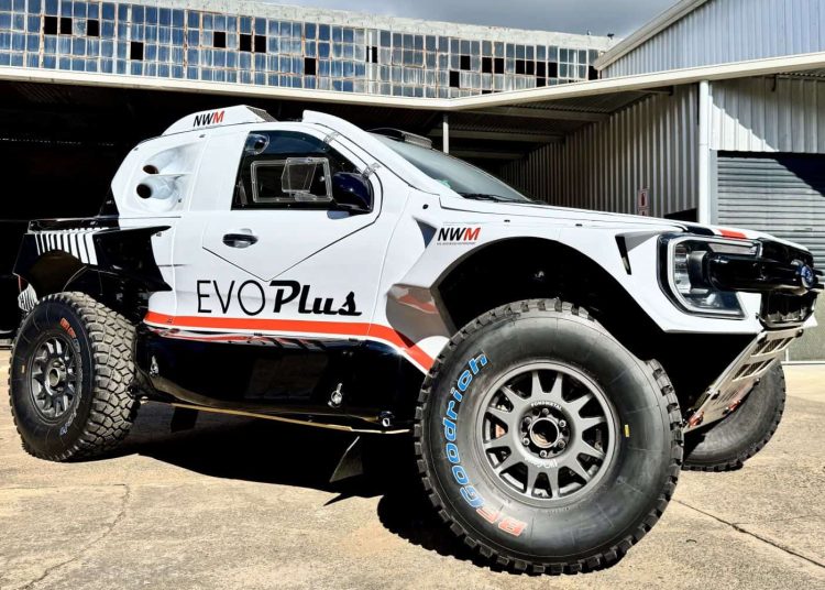 Evo Plus Ford Ranger koji izaziva Gazoo Racing Toyota Hilux