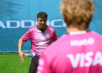 Hadjarov debi na srcu: Prva utrka u SAD-u stavlja Miami u fokus!