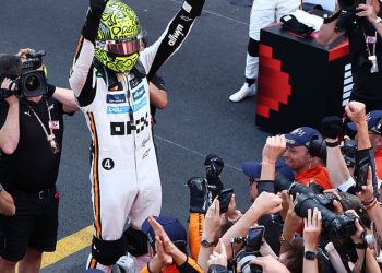 Kako je Lando Norris iz McLarena osvojio svoju prvu pobjedu na Grand Prixu Monaka ispred Charlesa Leclerca