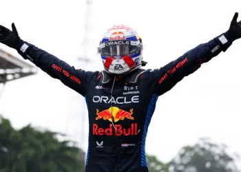 Koliko zarađuju vozači F1? Potpuni pregled plaća i najbolje plaćeni timovi za sezonu Formule 1 2025.