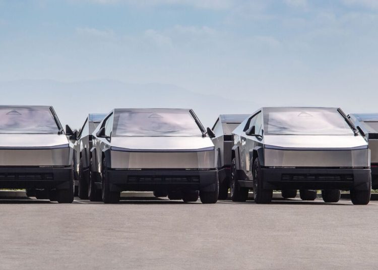 Kupac kritizira Tesla zbog pokušaja prodaje četveromjesečnog Cybertrucka