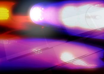 Muškarac iz Garden Cityja uhićen zbog pokušaja ubojstva nakon što je SUV-om sletio s ceste i udario ženu