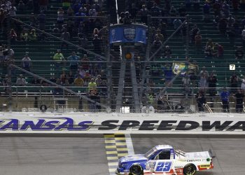NASCAR subotnji raspored na Kansas Speedwayu
