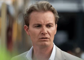 Nico Rosberg u središtu Big Sky F1 nesuglasica dok kruže glasine