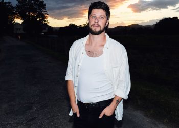 Pobjednik australskog idola pridružuje se blockbusteru NTI Townsville 500 zabavnom programu.