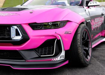 RTR sagrađen T-Pain: Ovaj fenomenalni 800 KS Mustang kabriolet