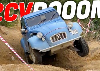 Samo uzmite trenutak da pogledate kako se ovaj Citroën 2CV penje uz brdo poput koze.