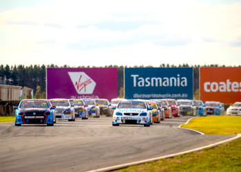 Sjećate se kada? Stari psi uče Super2 Young Guns Tassie Trick – Supercars