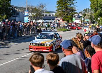 Trgovci i proizvođači se bore na Simola Hillclimb