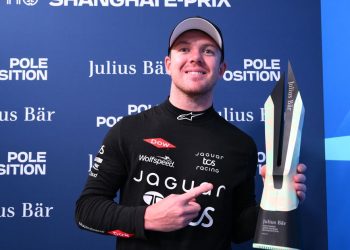 Cassidy na stazi nakon obilne kiše ometa kvalifikacije u Šangaju