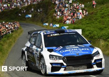 Donegal International Rally: Callum Devine osigurava treću uzastopnu pobjedu nakon dramatičnih događaja