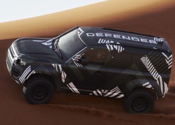 Evo vašeg prvog pogleda na V8 Defender Octa koji će osvojiti Dakar