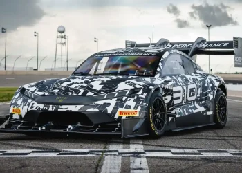 Ford Mustang Mach-E spreman za osvajanje Pikes Peak Hill Climb-a