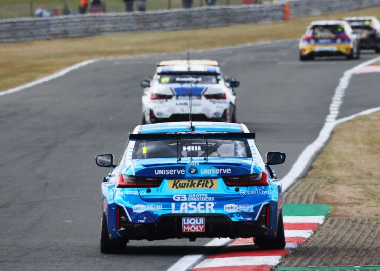 Jake Hill savladava ‘jedan od najizazovnijih vikenda’ u Snettertonu