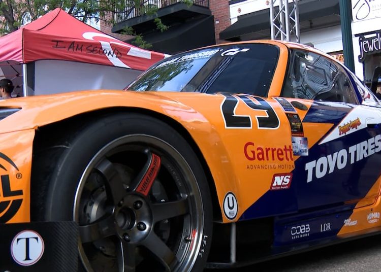 Jedna od najopasnijih utrka na američkoj planini, Uspon International Hill Pikes Peak održat će se u nedjelju po 103. puta. Jedna od najopasnijih utrka na američkoj planini, Uspon International Hill Pikes Peak održat će se u nedjelju po 103. puta.