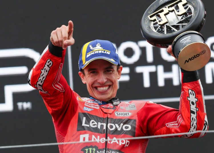 Marc Marquez savladava pritisak dok se Alex Marquez urušava