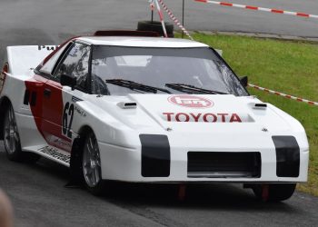 Početna replika Toyotinog otkazanog automobila MR2 konačno izlazi na stazu