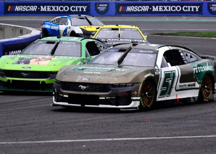 Rick Ware Racing spreman je prodati TJ Puchyra, koji želi proširiti tim. Rick Ware Racing spreman je prodati TJ Puchyra, koji želi proširiti tim.