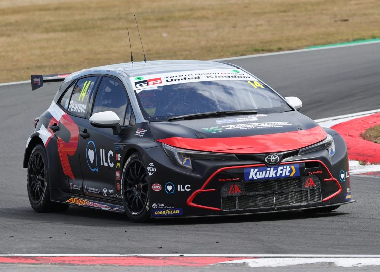 Ronan Pearson odlazi do gospođice Oulton Park zbog komercijalnih izazova