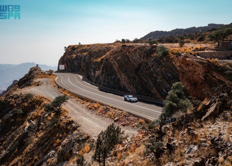 Scenski al-Mohammediyah Mountain Pass privlači gužve do prvenstva u usponu na brdo Scenski al-Mohammediyah Mountain Pass privlači gužve do prvenstva u usponu na brdo