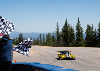 Simone Faggioli pobjeđuje na skraćenom Pikes Peak Hill Climb