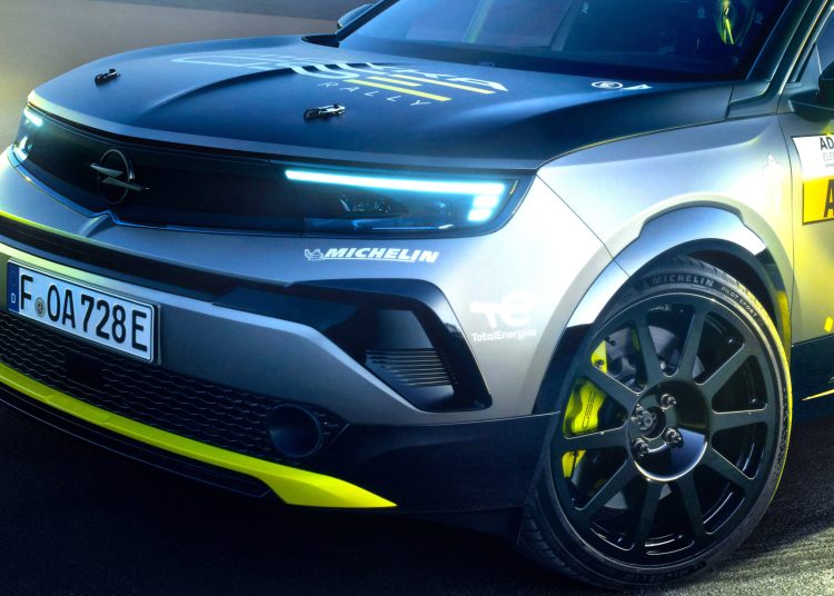 Stellantis pretvara mali SUV u električno rally oružje