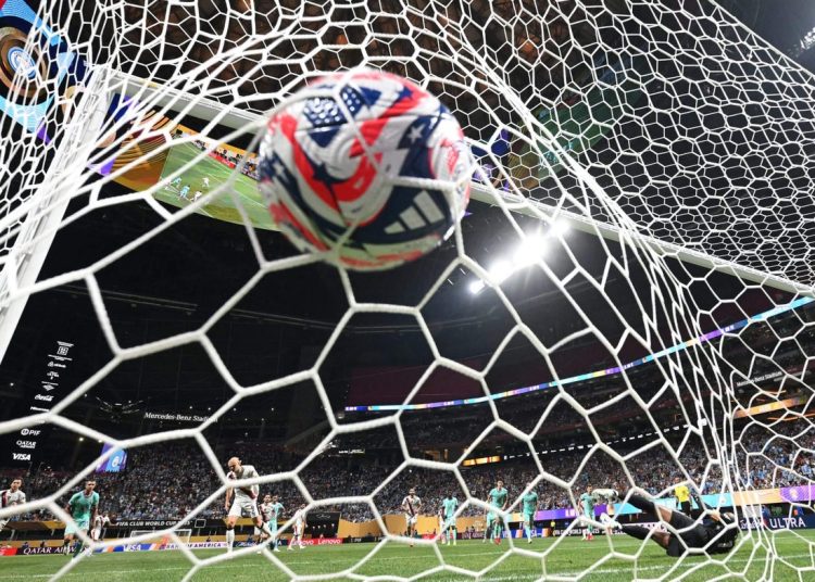 Sve permutacije FIFA Svjetskog kupa dok započinju završni krug grupnih igara Sve permutacije FIFA Svjetskog kupa dok započinju završni krug grupnih igara