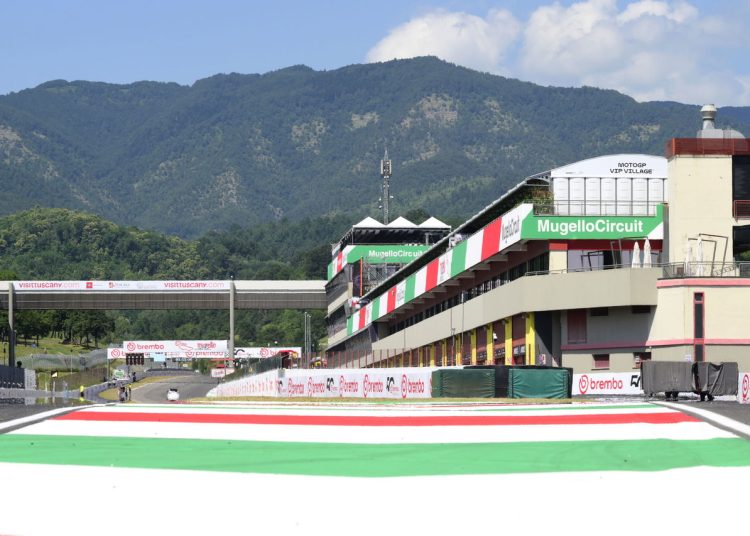 
Talijanski MotoGP: PRAKSA PRAKSA Ažuriranja uživo!
