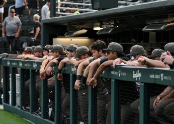 Vanderbilt bejzbol postaje prvi nositelj broja 1, a ne prolazi u regionalno finale