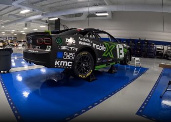 Video: Brown se susreće s novim NASCAR timom