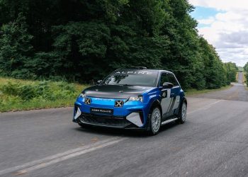 Alpine predstavlja novi automobil – električni miting