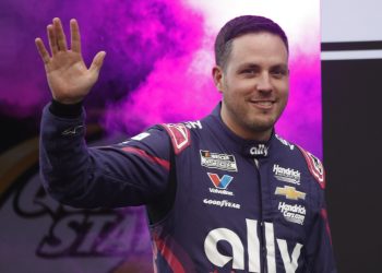 Dobre i loše vijesti za NASCAR vozače prije vikenda u Doveru