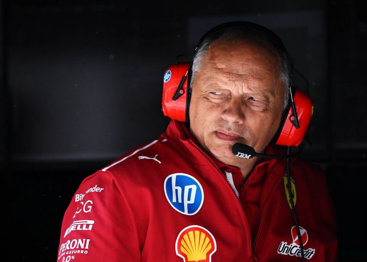 Fred Vasseur ocjenjuje ‘težak vikend’ za Ferrari na Silverstoneu te objašnjava borbe Charlesa Leclerca Fred Vasseur ocjenjuje ‘težak vikend’ za Ferrari na Silverstoneu te objašnjava borbe Charlesa Leclerca