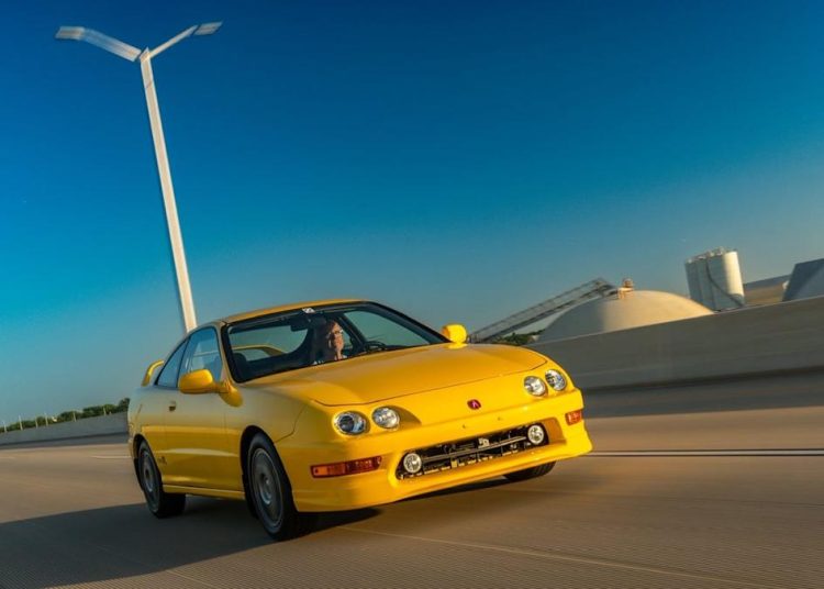 Hoće li ovaj integralni tip R postati sljedeća akura koja će ostvariti veliki novac na aukciji? Hoće li ovaj integralni tip R postati sljedeća akura koja će ostvariti veliki novac na aukciji?