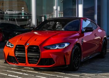 Krajnji stroj za vožnju: Istraživanje baštine, tehnologije i zajednice BMW-a