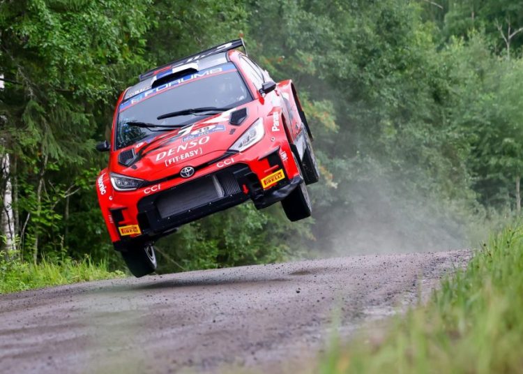 Latvala proslavlja 40. rođendan s 20. rallyjem u Finskoj – prljavština