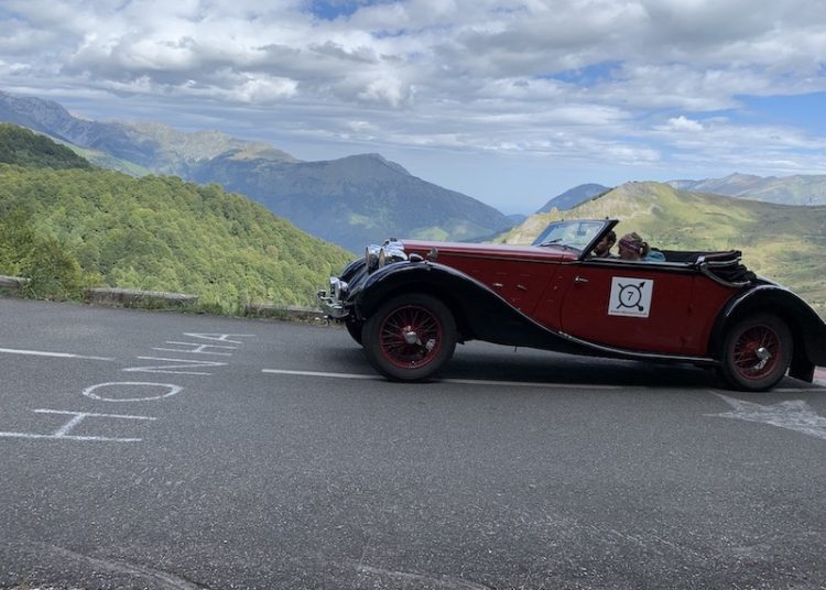 Mercedes-Benz i MG osvajaju Paris-Biarritz Mercedes-Benz i MG osvajaju Paris-Biarritz