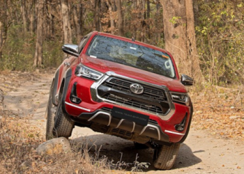 Off-road u Toyota Hilux – testna vožnja u Chennaiu