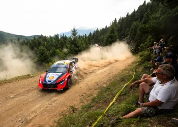 Ott Tänak oslobađa Rallying Fury kako bi lansirao Hyundai Motorsport prema povijesnom trijumfu WRC-a u Grčkoj