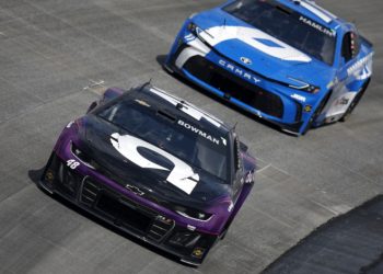Rezultati NASCAR DOVER: Alex Bowman, Kyle Larson i Chase Elliott osvajaju vrhunske pozicije u kišnoj utrci