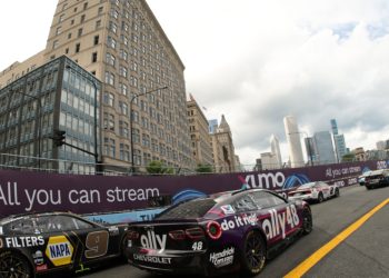 Rezultati serije NASCAR Cup: Alex Bowman ostvaruje ulazak u top 10, napredak u NASCAR-u tijekom izazovne sezone