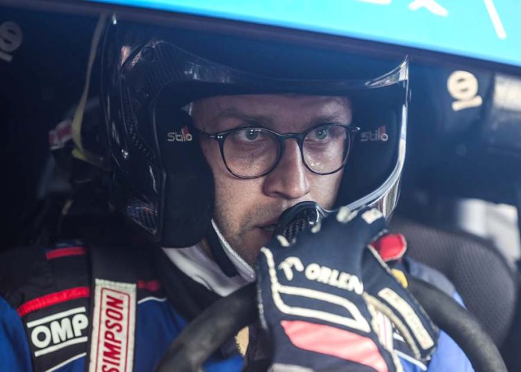 Uzmi pet pitanja s Miko Marczykom