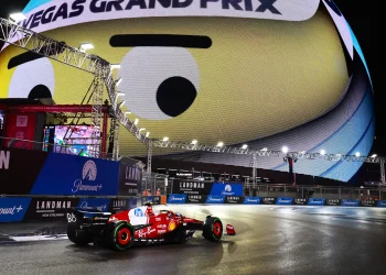Lewis Hamilton pretrpio pad u kvalifikacijama dok je Norris produžio niz pole pozicija u Las Vegasu