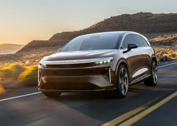 (Malo) pristupačniji EV Powerhouse s dometom od 337 milja