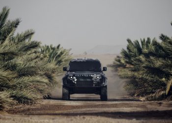 Osvajanje Sahare završeno: Defender Dakar D7X-R ubrzava prema debiju na reliju Dakar 2026.