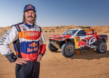 Toyota Gazoo Racing i Toby Price debitiraju s potpuno novim GR HiLuxom na reliju Dakar