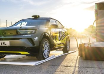 Vauxhall se vraća reliju s Mokkom GSE